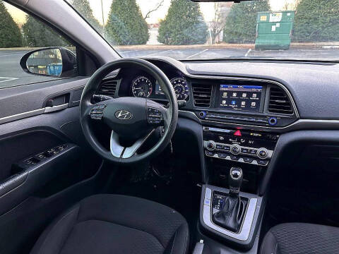 2020 Hyundai Elantra