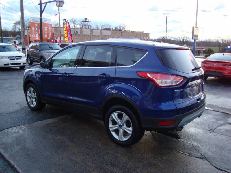 2016 Ford Escape SE