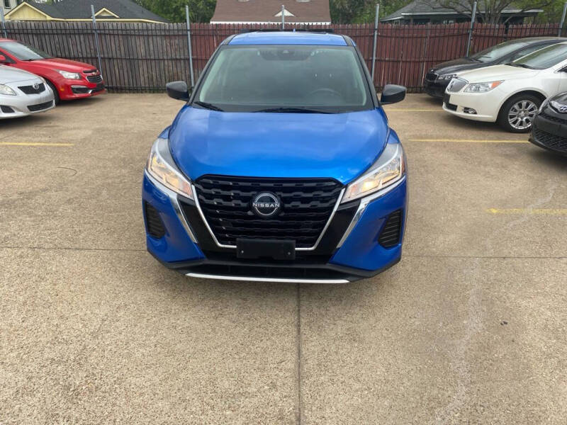 2022 Nissan Kicks S