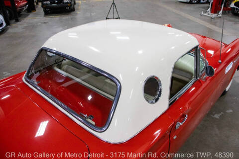 1957 Ford Thunderbird