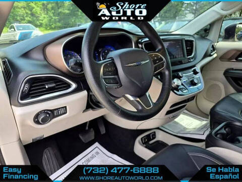 2020 Chrysler Voyager LXi