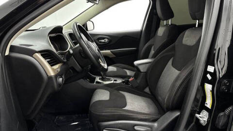 2017 Jeep Cherokee Sport Altitude