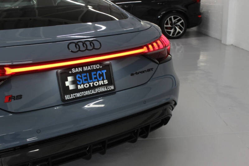 2023 Audi RS e-tron GT quattro