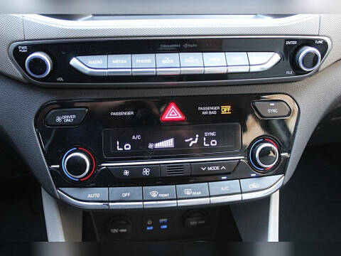 2017 Hyundai Ioniq Hybrid Blue