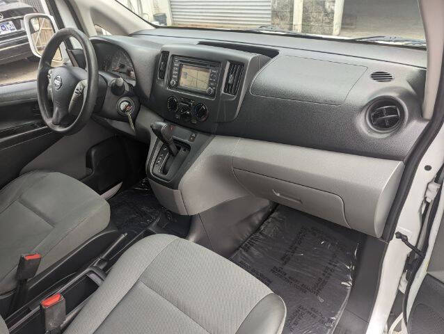 2019 Nissan NV200 SV