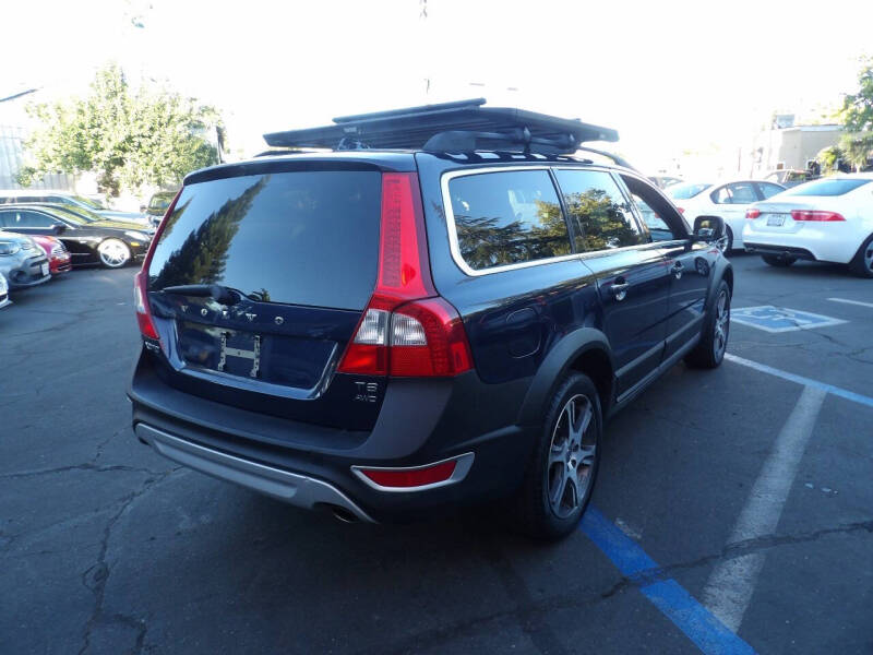 2012 Volvo XC70 T6