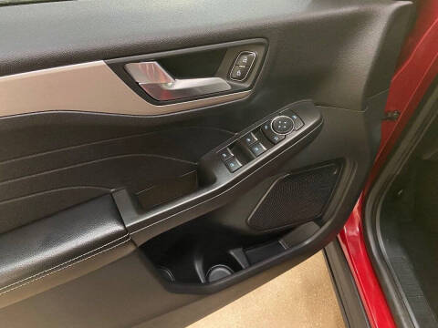 2021 Ford Escape SE