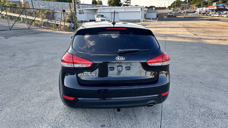 2017 Kia Forte5 LX