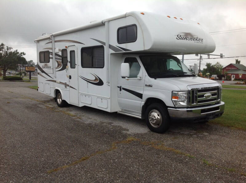 2015 Sunseeker  Motor Home 2700DS for sale at Vernon Auto and Camper Sales in York PA