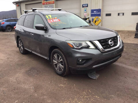 2017 Nissan Pathfinder SV