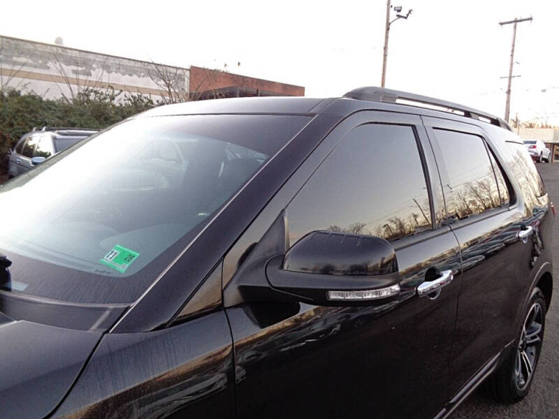 2014 Ford Explorer Sport