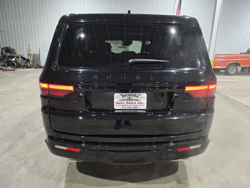 2022 Jeep Wagoneer Series III