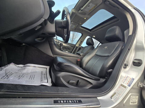 2014 Infiniti Q50 Premium