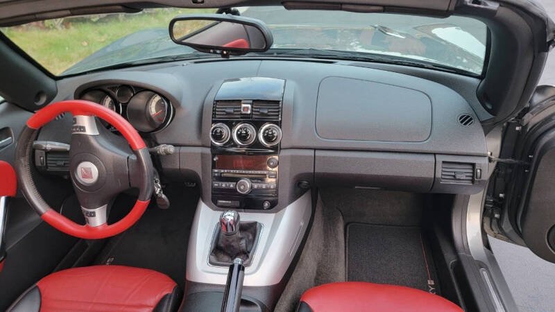 2007 Saturn SKY Red Line