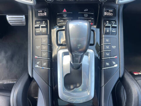 2017 Porsche Cayenne Turbo