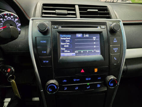 2015 Toyota Camry SE