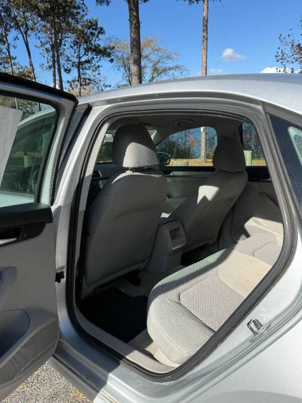 2014 Volkswagen Passat 1.8T S