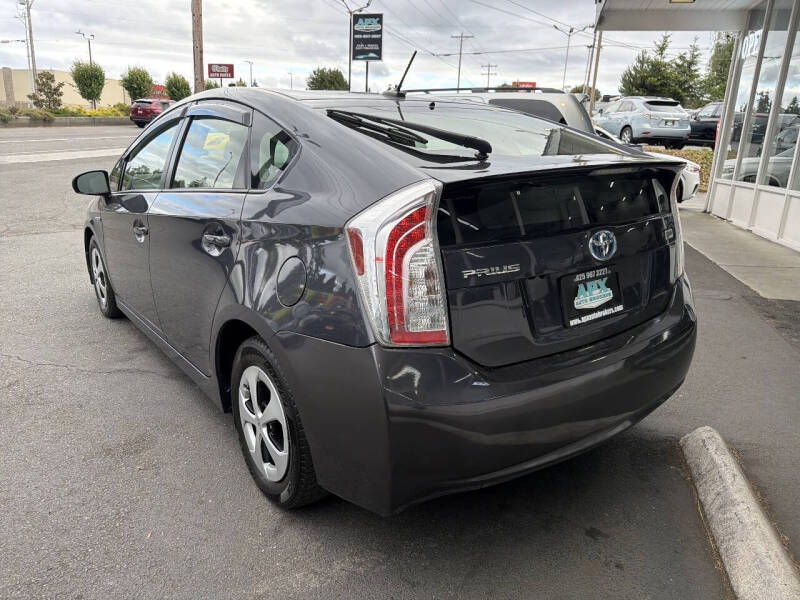 2014 Toyota Prius Four