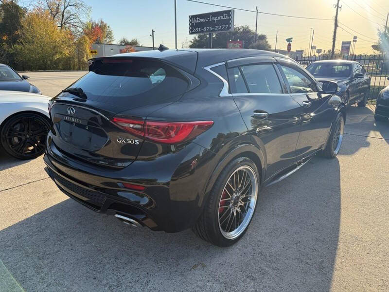 2017 Infiniti QX30