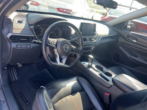 2020 Nissan Altima 2.5 SR