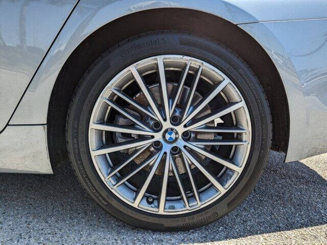 2019 BMW 5 Series 540i