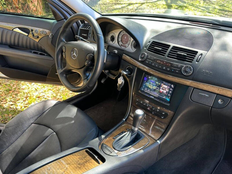 2009 Mercedes-Benz E-Class E 550 4MATIC