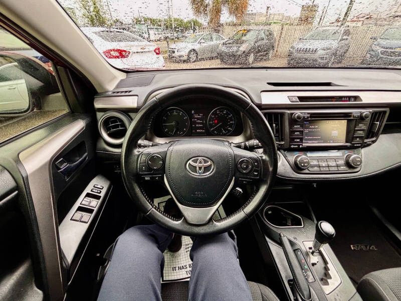2018 Toyota RAV4 XLE