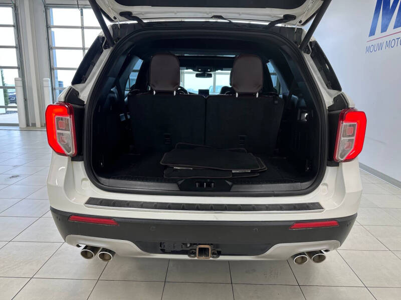 2022 Ford Explorer Platinum