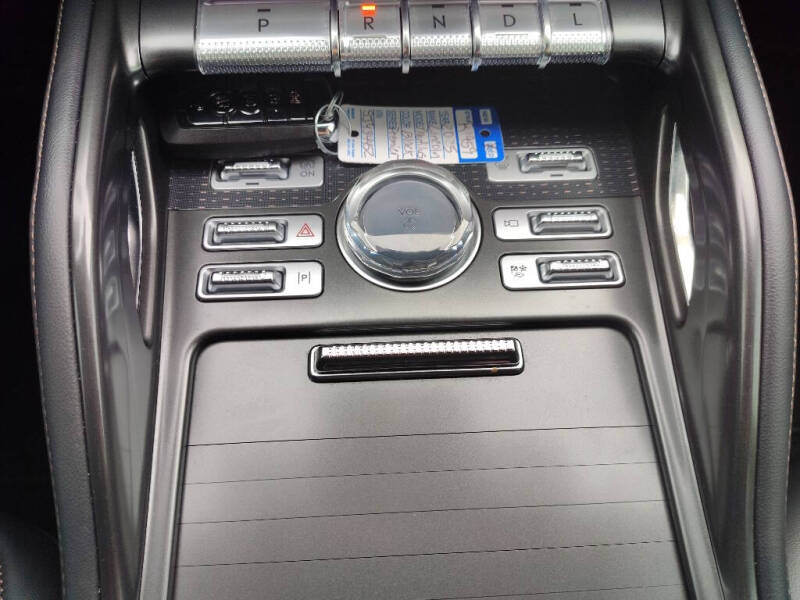 2025 Lincoln Nautilus Hybrid Premiere