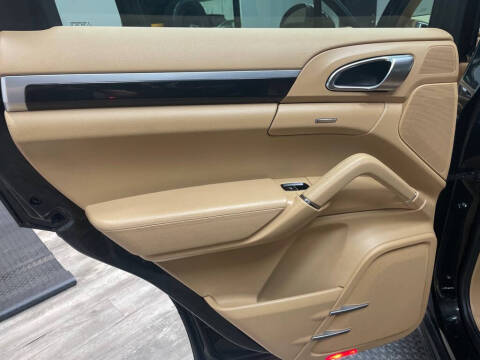 2012 Porsche Cayenne Tiptronic