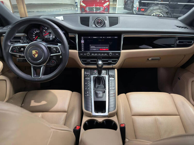 2020 Porsche Macan S
