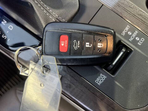 2023 Toyota Highlander Hybrid Limited