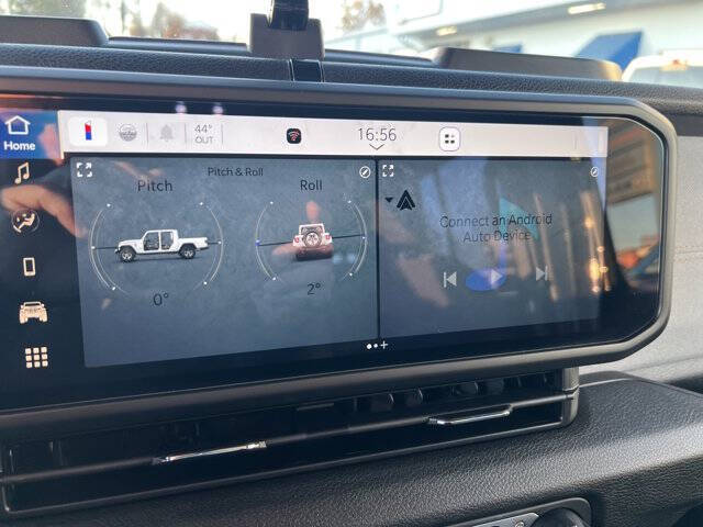 2024 Jeep Gladiator Sport