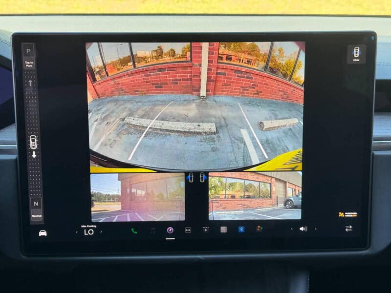 2023 Tesla Model X Standard Range