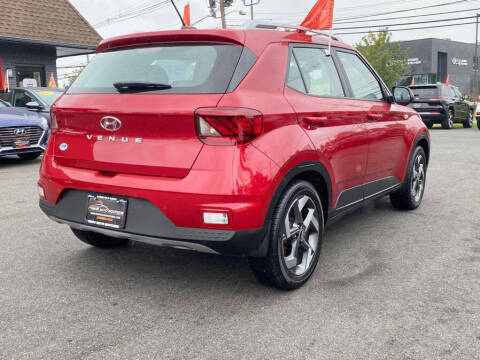 2023 Hyundai Venue SEL