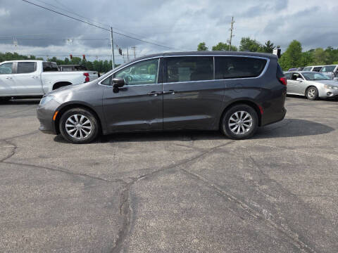 2017 Chrysler Pacifica Touring