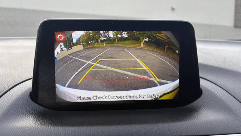 2017 Mazda MAZDA3 Sport