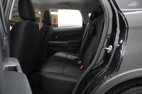 2026 Mitsubishi Outlander Sport LE