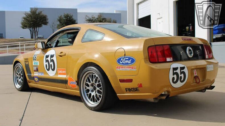 2005 Ford Mustang