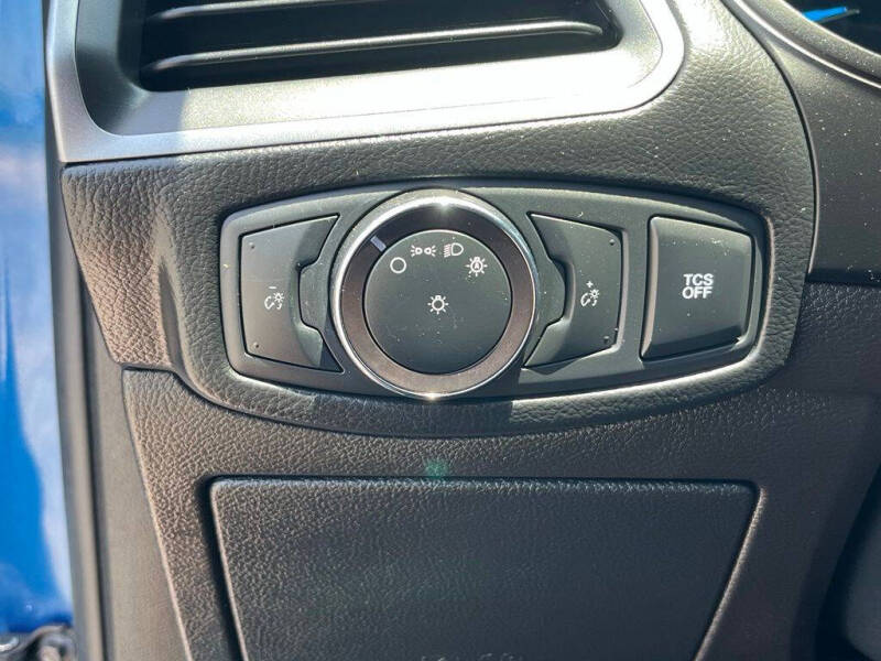 2020 Ford Edge SE