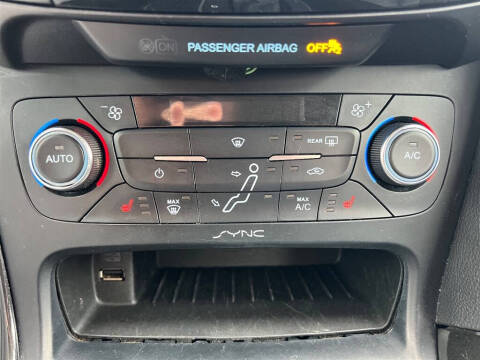 2016 Ford Focus Titanium