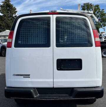 2016 Chevrolet Express 2500