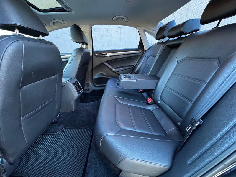 2016 Volkswagen Passat 1.8T SE