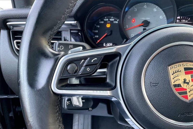 2020 Porsche Macan S