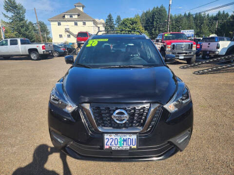 2020 Nissan Kicks SR