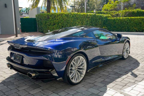 2023 McLaren GT