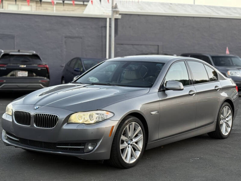 2012 BMW 5 Series 535i