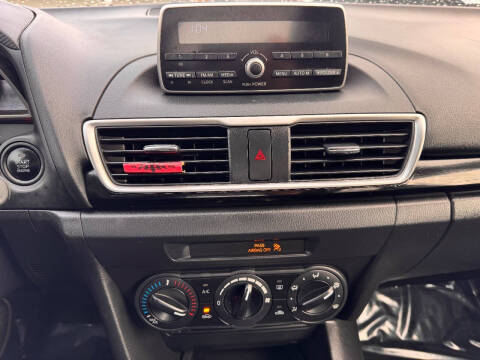 2014 Mazda MAZDA3 i Sport