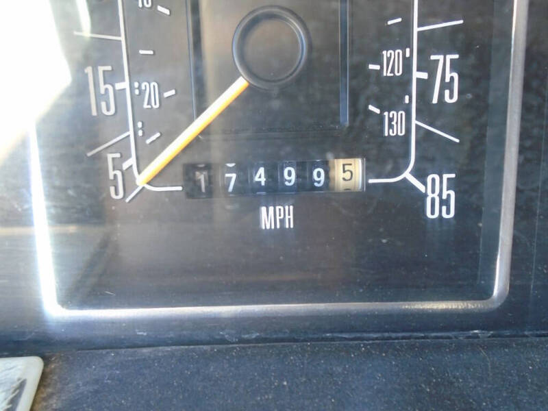 1985 Ford E-350 Super