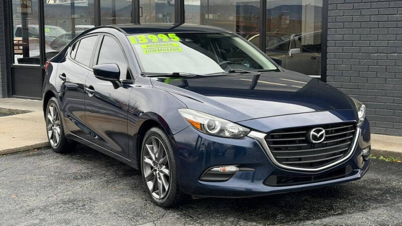 2018 Mazda MAZDA3 Touring